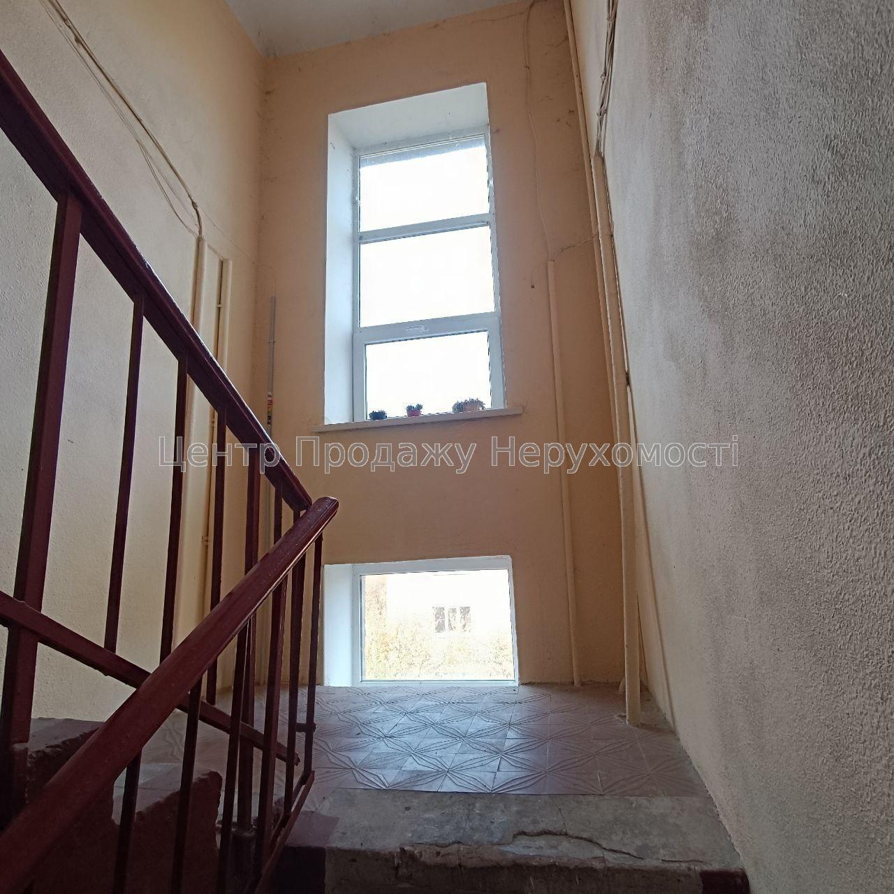 Фото Продам 2к квартиру вул. 23 Серпня13