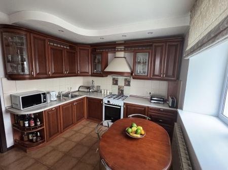Продам 3-кімнатну квартиру