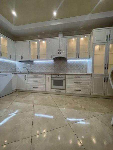 Продам 2-кімнатну квартиру, ЖК «Авантаж»