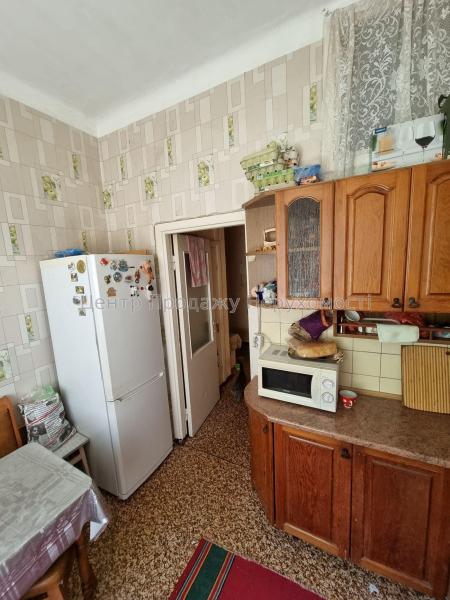 Продам 2-кімнатну квартиру
