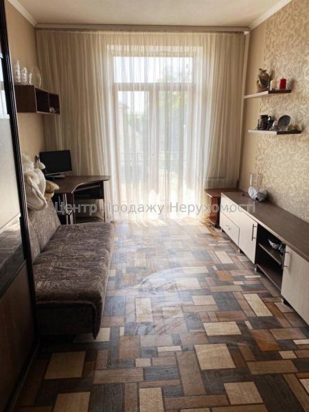 Продам 2-кімнатну квартиру