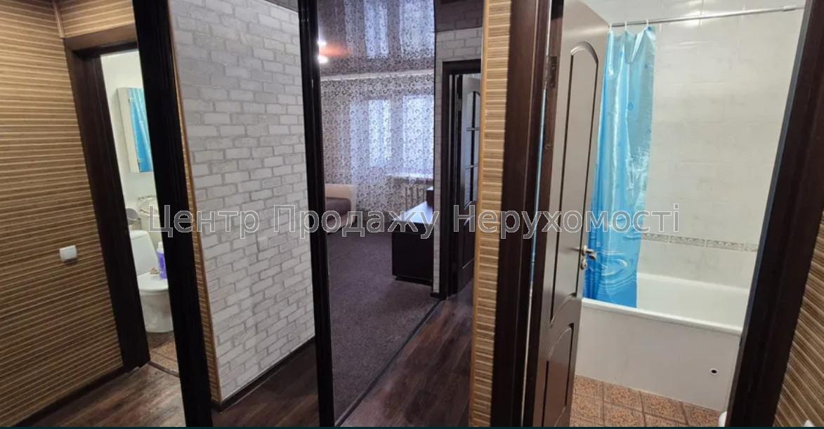 Фото Продаж 2 к квартири, цегляний будинок,Олексіївка3