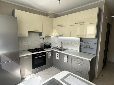 Продам 2-комнатную квартиру