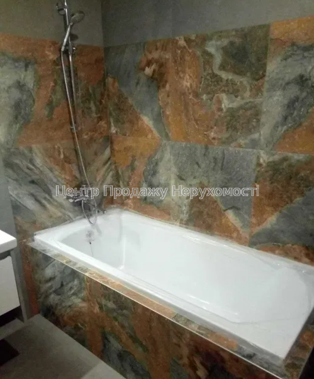 Фото Продам квартиру с ремонтом в Жк Пролисок7