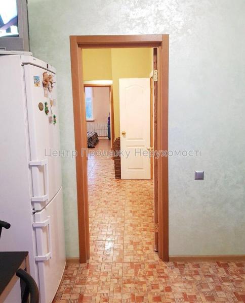 Продам 2-комнатную квартиру