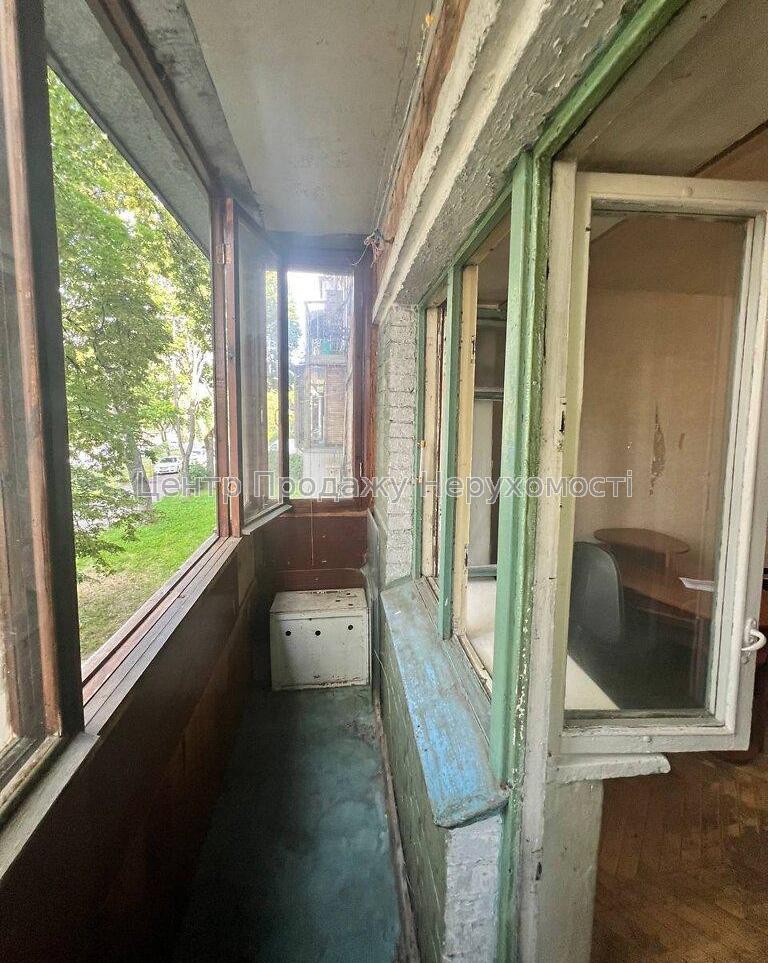 Фото Продаж 2-кімнатної квартири, на другому поверсі, Правий берег ІВ9