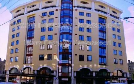 Продам офіс в офісному центрі