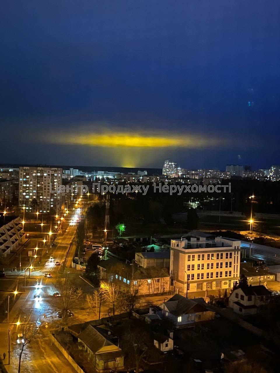 Фото Продаж квартири у Києві, 75 кв. м, 2 кімн.2