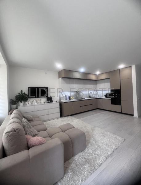 Продам 2-поверховий таунхаус