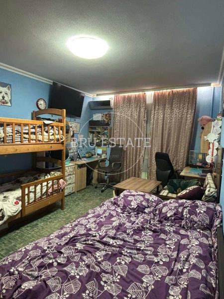 Продам 2-комнатную квартиру