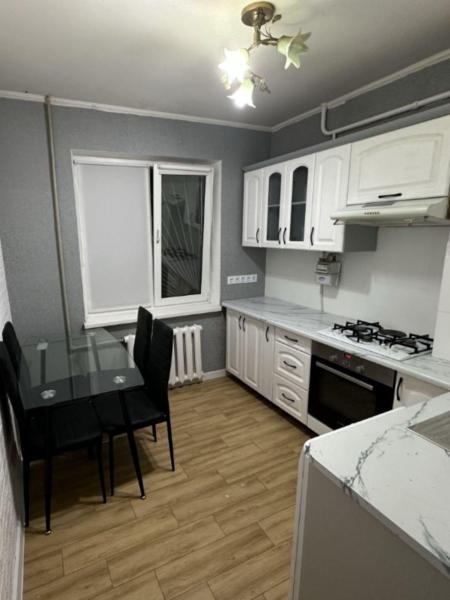 Продам 2-комнатную квартиру