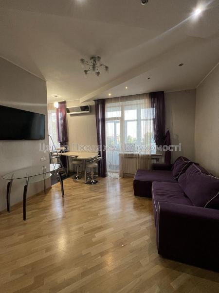 Продам 3-кімнатну квартиру