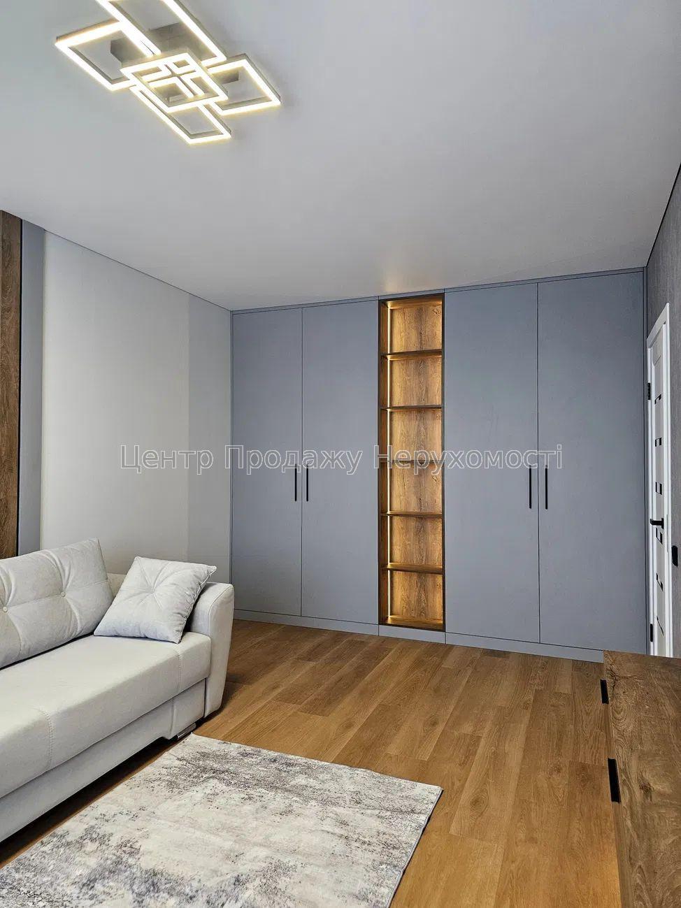 Фото Продаж квартири в ЖК 