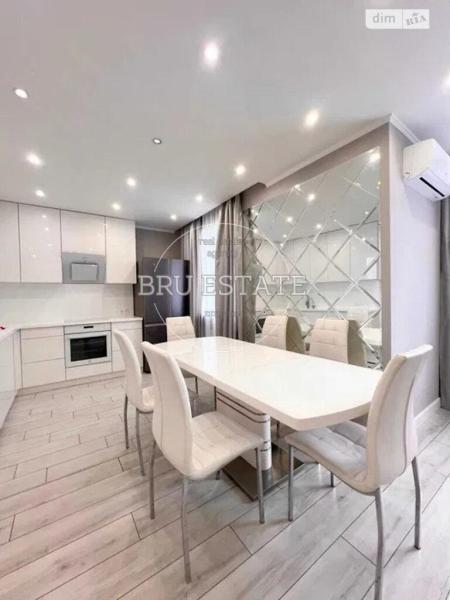 Продам 3-кімнатну квартиру
