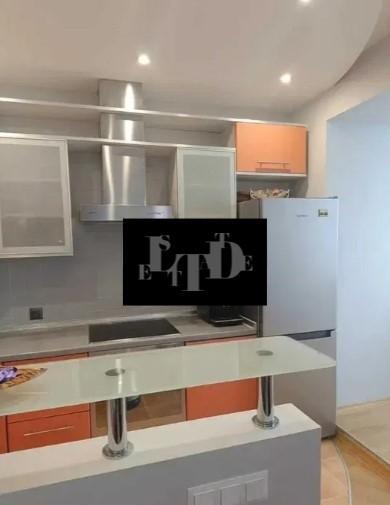 Продам 3-кімнатну квартиру