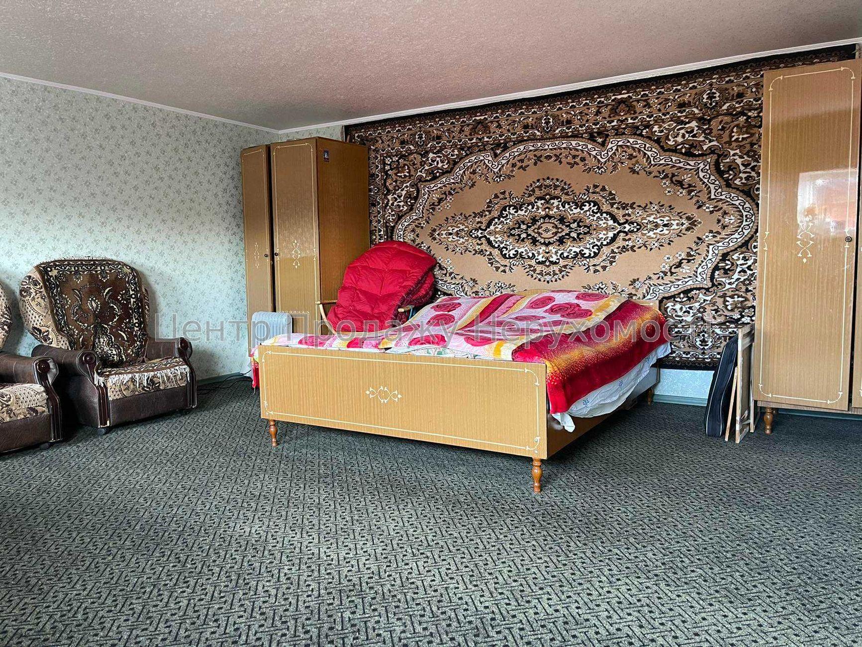 Фото Будинок з ремонтом та зручностями - м. Київська пішки17