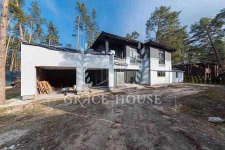 Продам 2-поверховий будинок