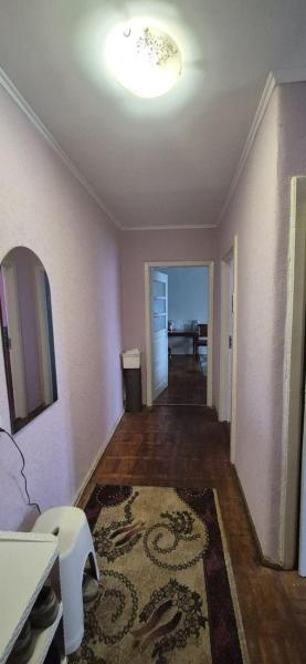 Продам 3-кімнатну квартиру