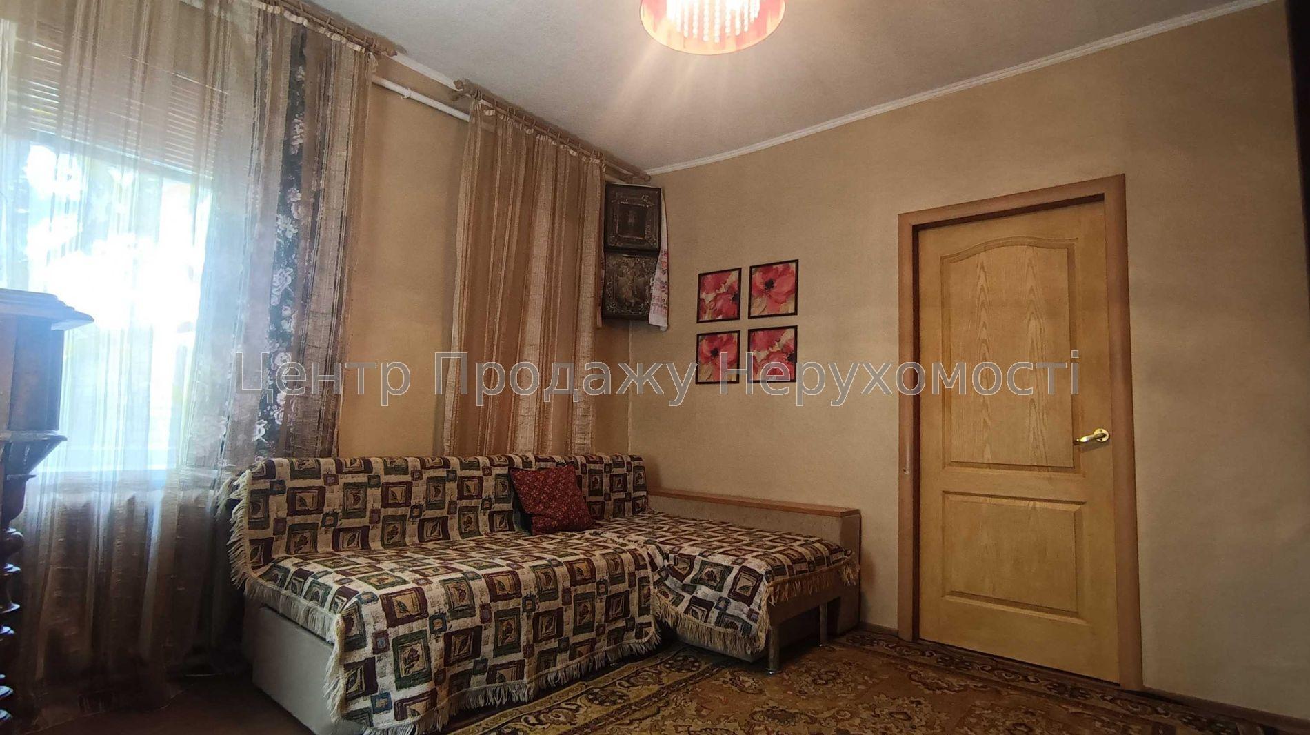 Фото Затишний будинок з охайною земельною ділянкою Холодна гора К88