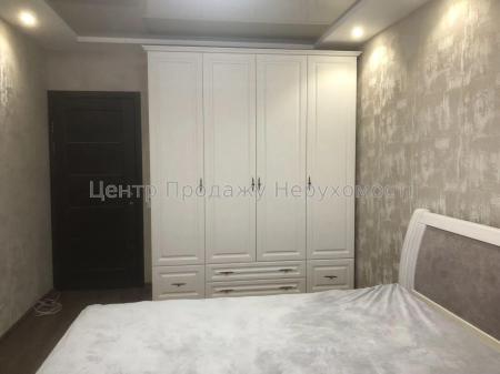 Продам 3-кімнатну квартиру