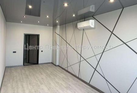 Продам офісне приміщення