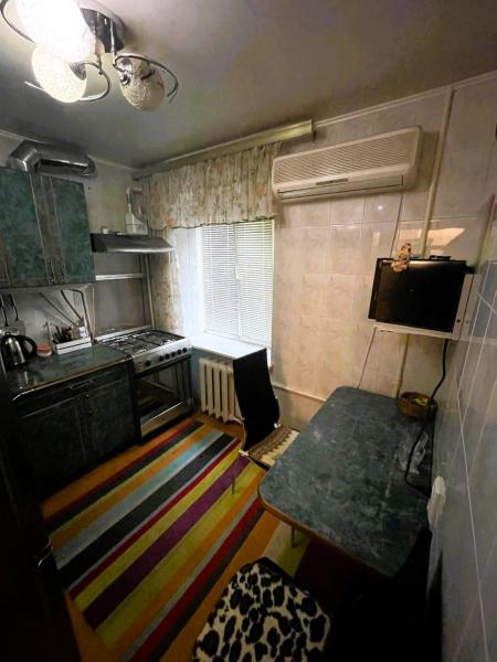 Продам 2-кімнатну квартиру