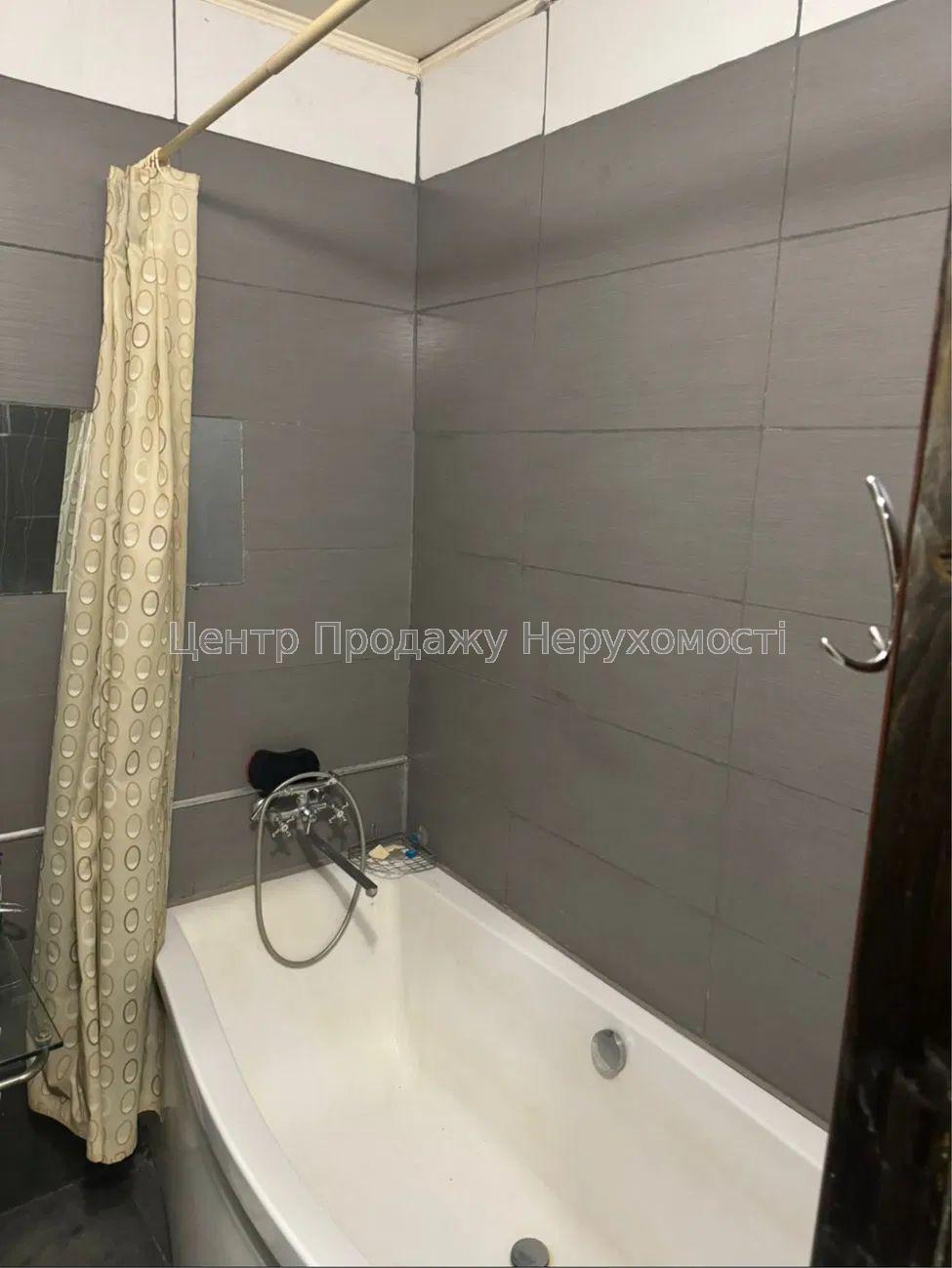 Фото Продаж 2 к квартири, Олексіївка, вул. Ахсарова,G83