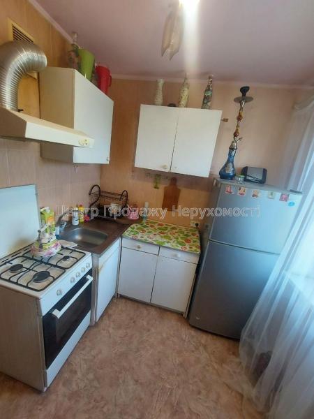 Продам 2-кімнатну квартиру