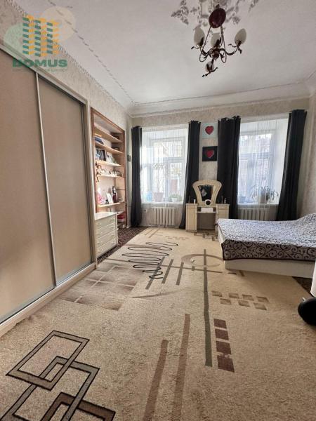 Продам 2-кімнатну квартиру