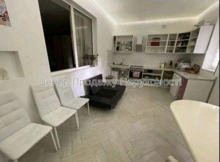 Продам 5-комнатную квартиру