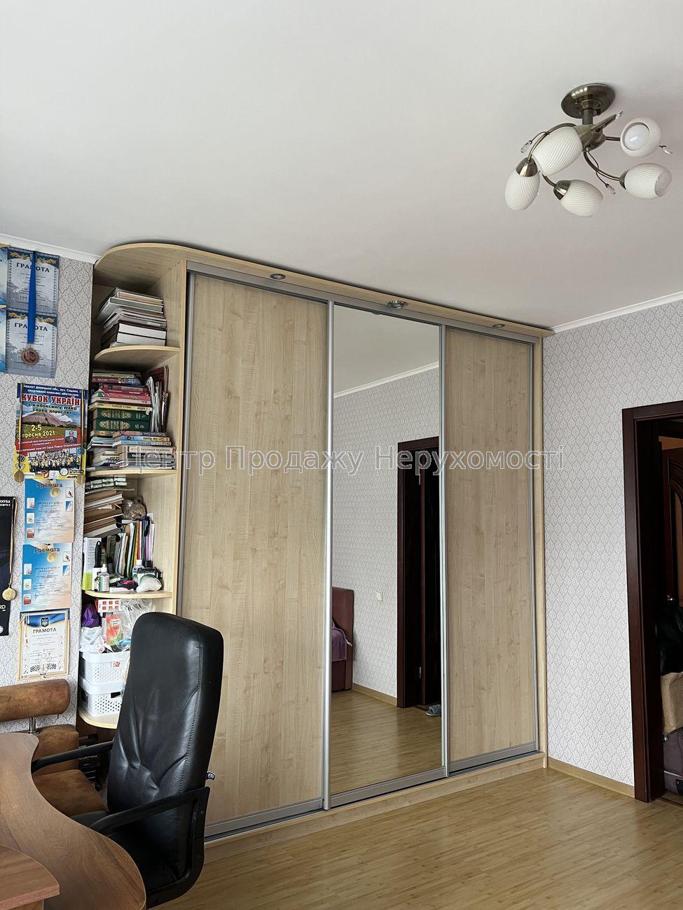 Фото Продам 2-х к квартиру7