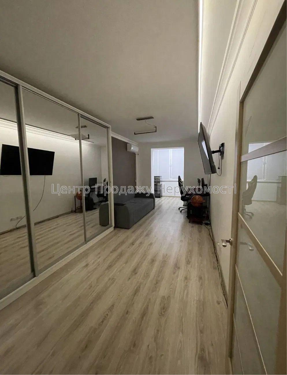 Фото Продаж 2к квартири в Харкові. ЖК 