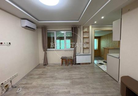 Продам 2-кімнатну квартиру