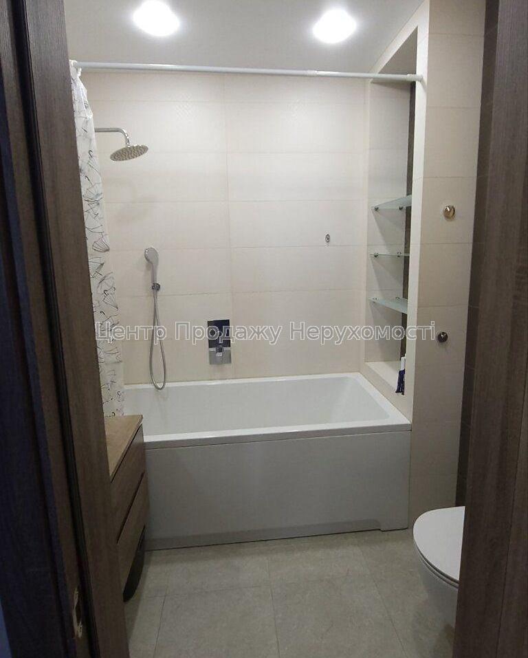 Фото Продаж 2к квартири 73.5 кв. м на вул. Мирослава Мисли 58А19