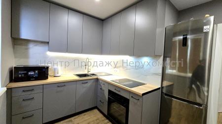 Продам 3-кімнатну квартиру