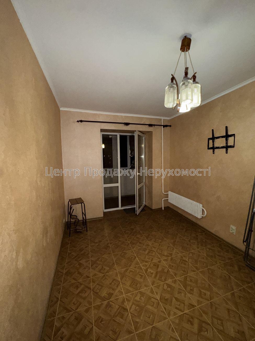 Фото Продається 2 кімнатна квартира в Харкові. Салтівка3