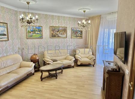 Продам 3-кімнатну квартиру