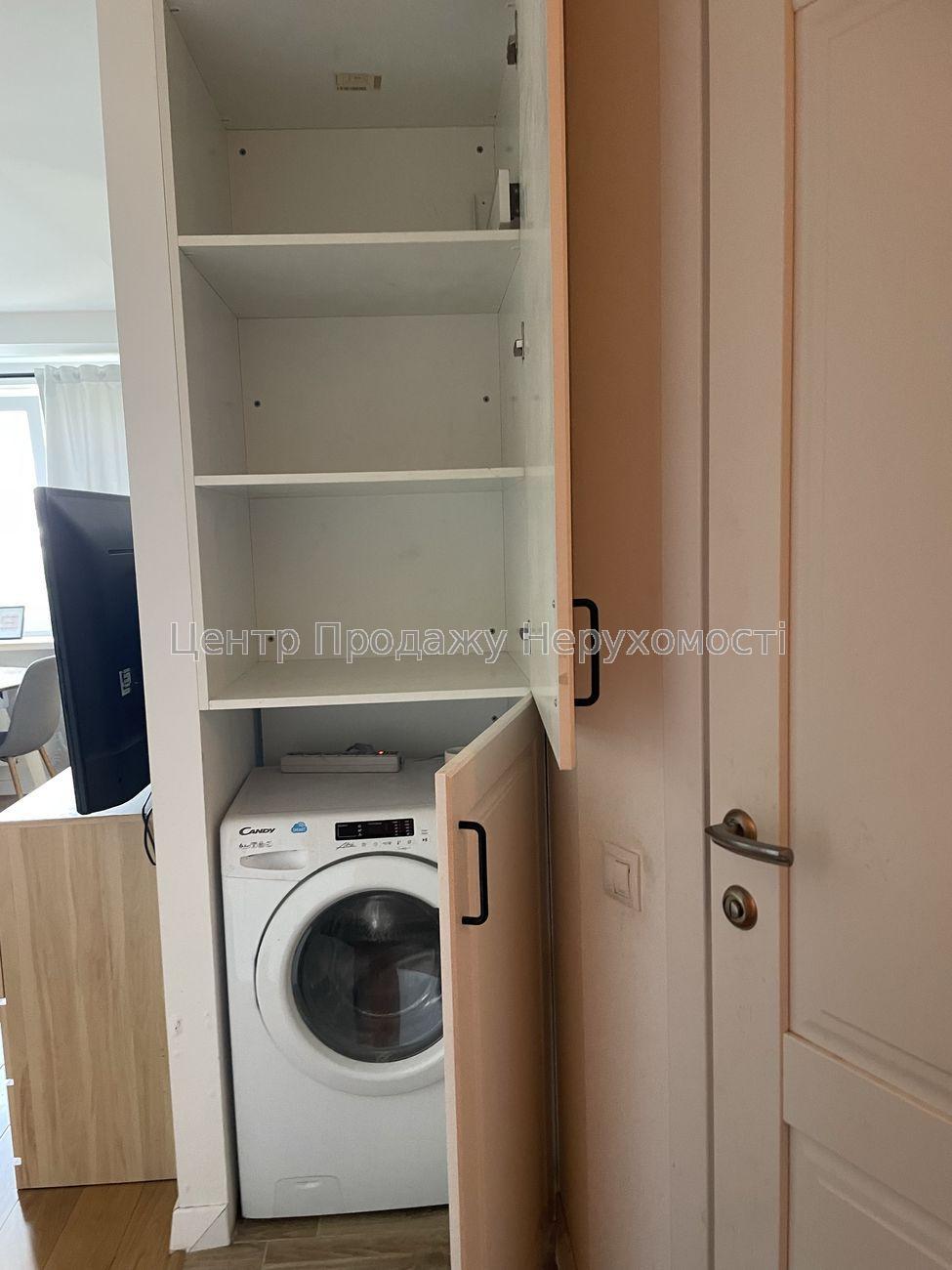 Фото Продам 3к. КПІ (м. Політехнічний інститут) Шевченківський р-н. Центр21