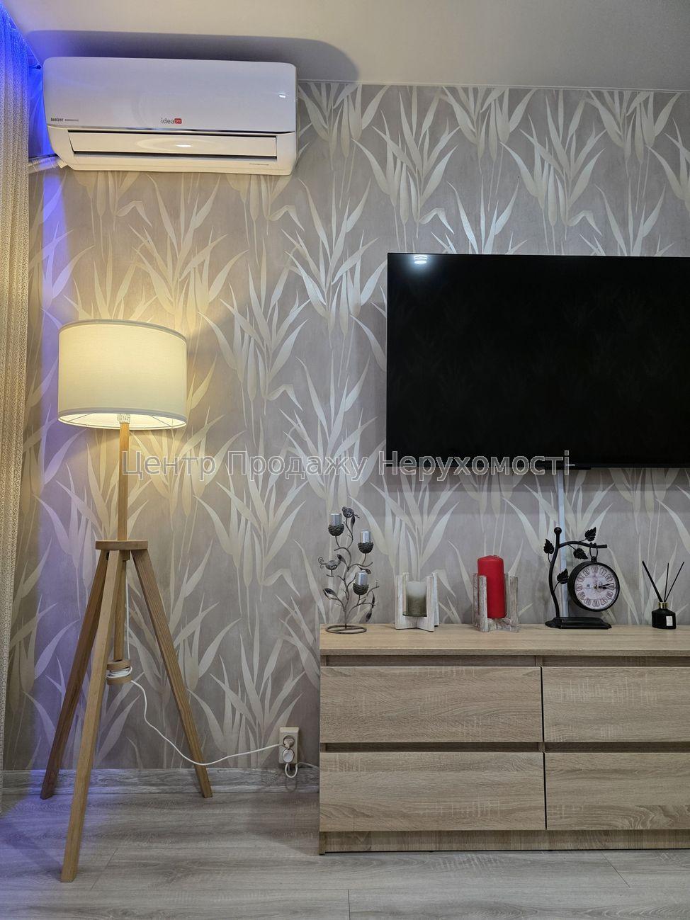 Фото Продаж 1-кімнатної квартири з ремонтом, ІВ4