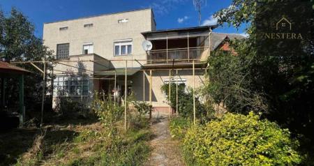 Продам 2-поверховий будинок