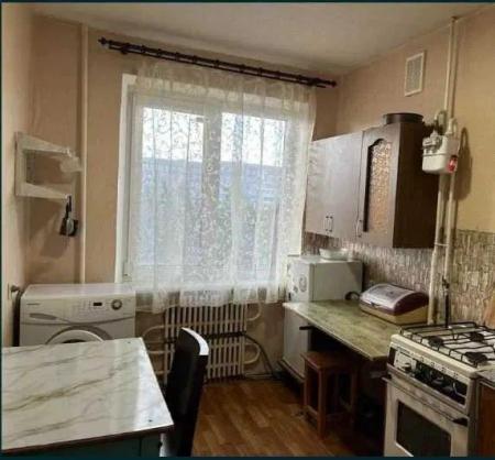 Продам 3-кімнатну квартиру