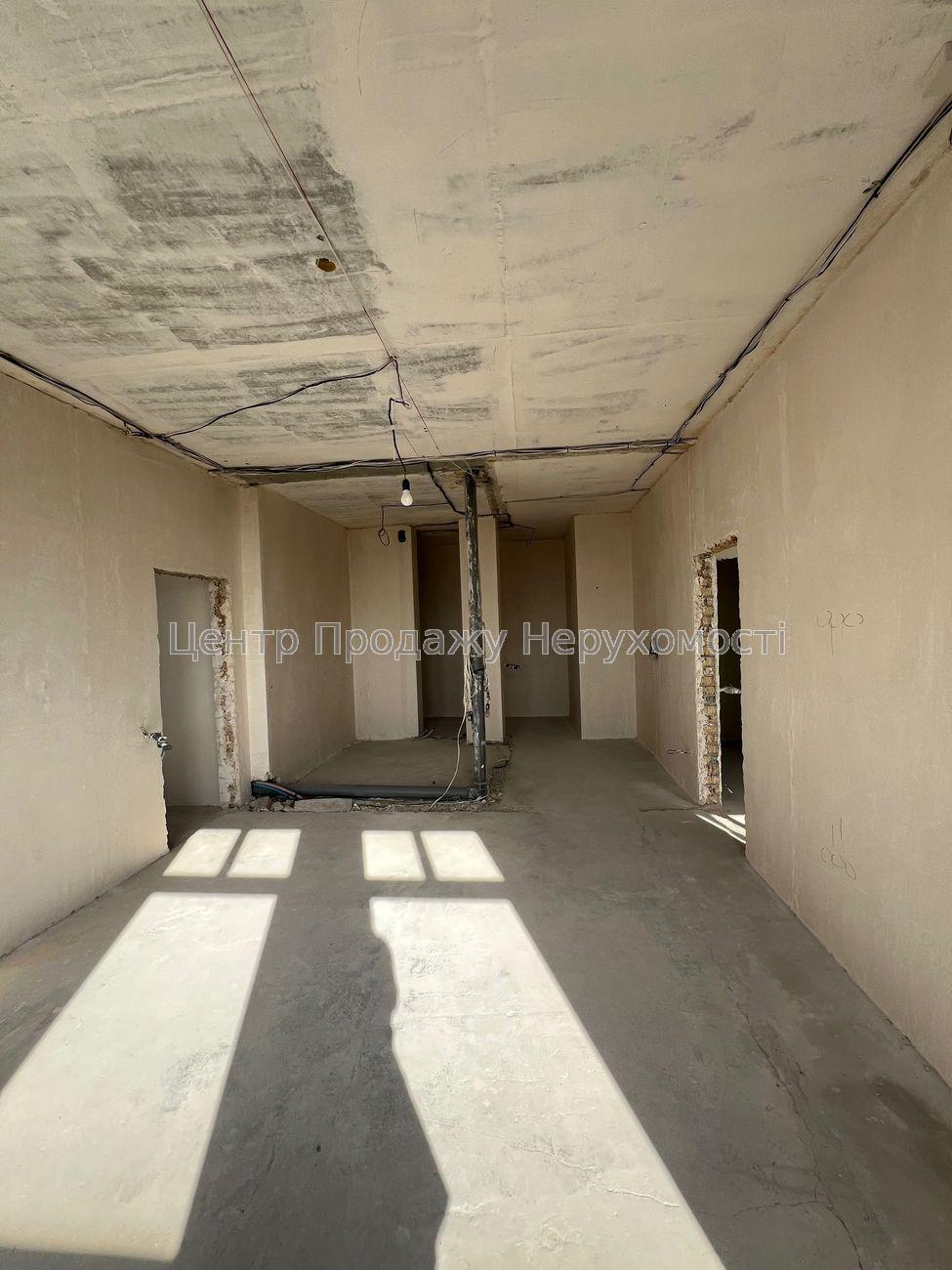 Фото Продаж квартири 3 кімн. 13/15 пов. 140 м², Київ8
