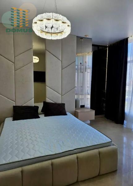 Продам 3-кімнатну квартиру, ЖК&nbsp;«Aqua&nbsp;Marine»