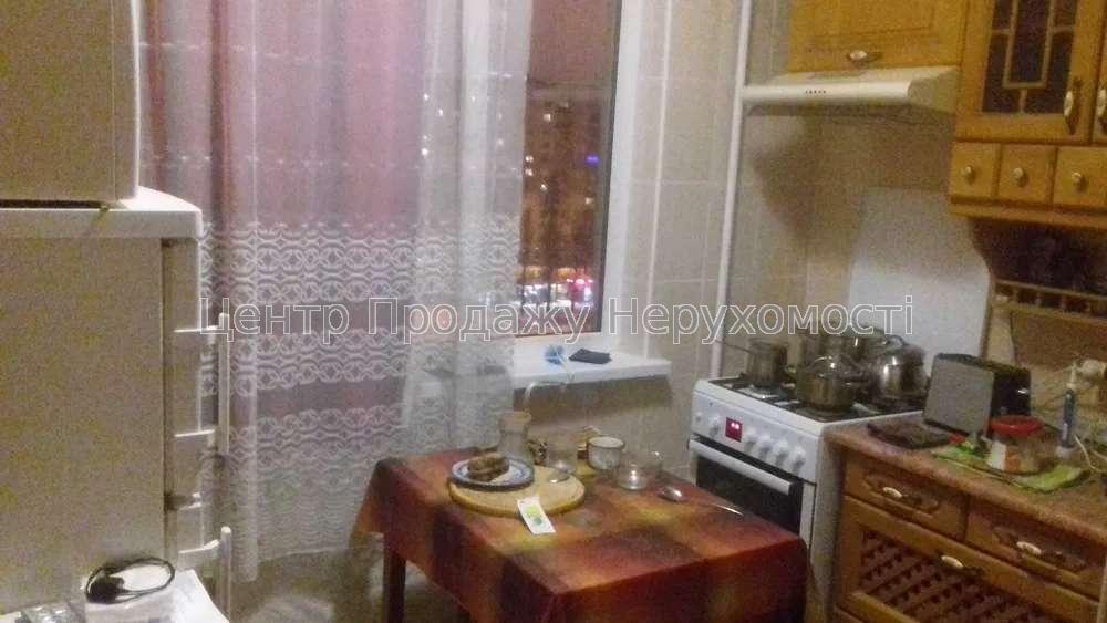 Фото 2 к. Проспект Перемоги, Олексыъвка, метро Победа1