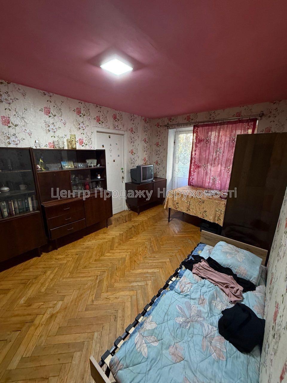 Фото Продам 3-кімнатну біля Голосіївський парк та озеро ІВ14