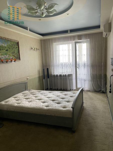 Продам 3-кімнатну квартиру