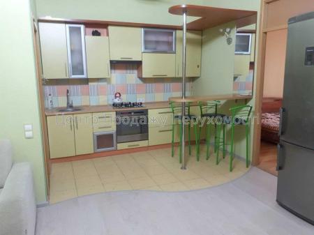 Продам 2-комнатную квартиру