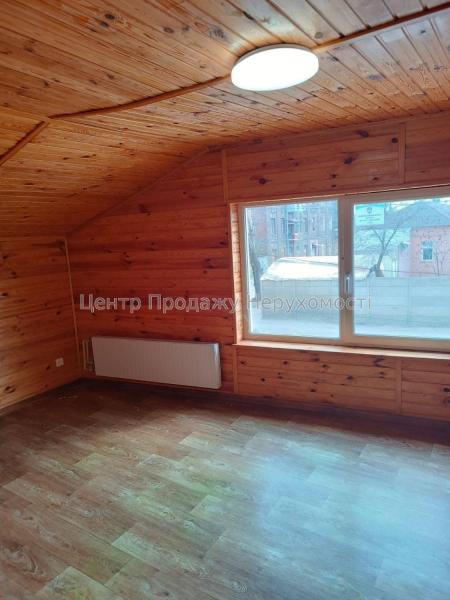 Продам офісна будівля