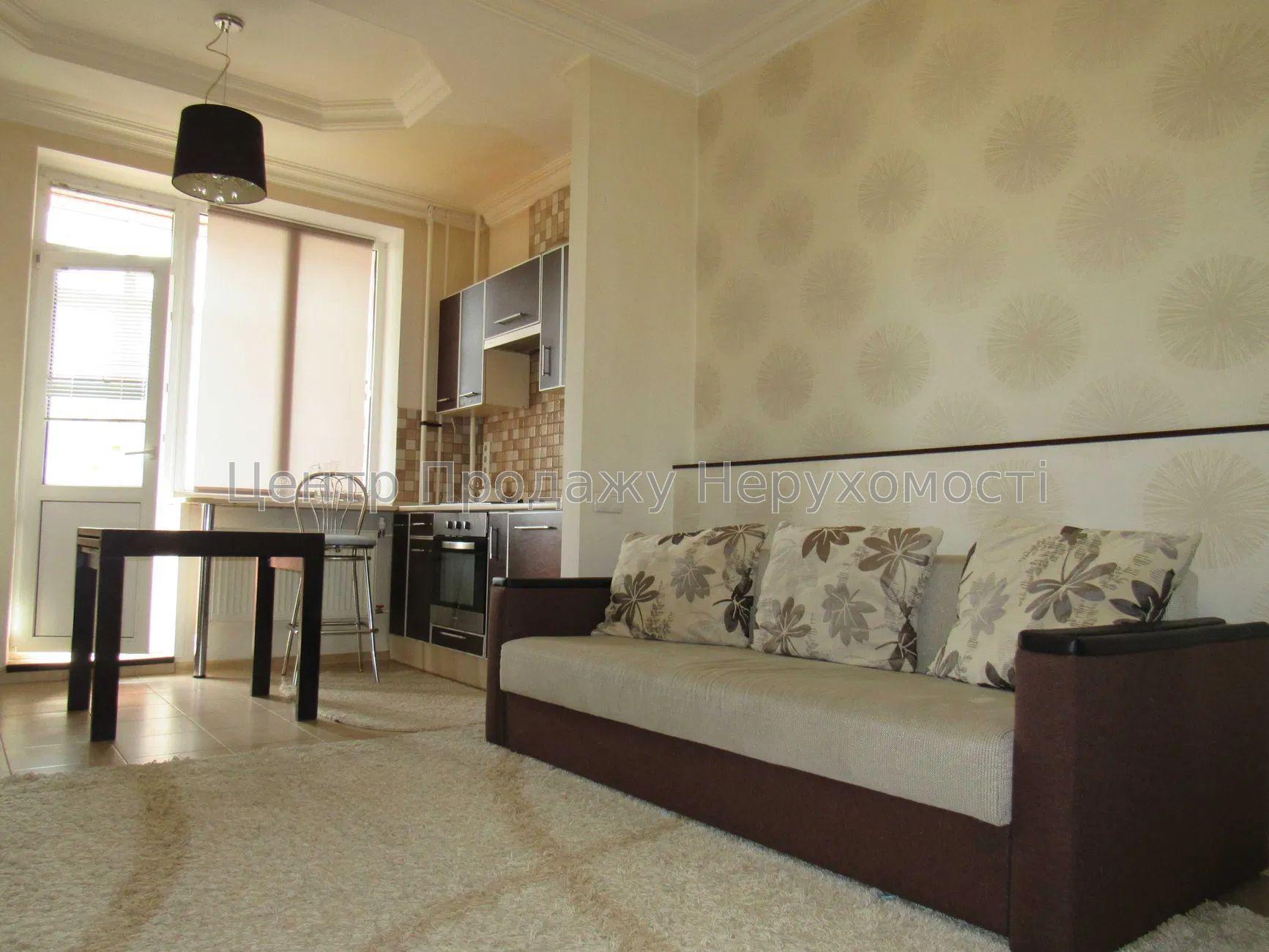 Фото Продаж квартири в Харкові - 2 к. ЖК 