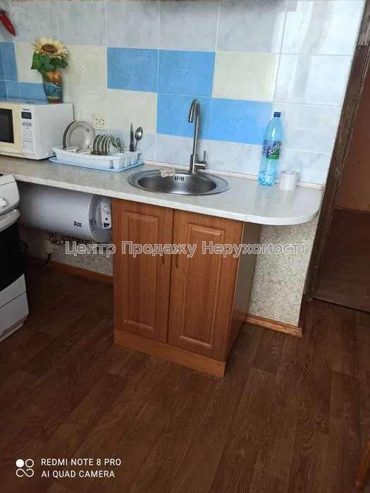 Фото Продається затишна 2-кімнатна квартира у доброму житловому стані.2